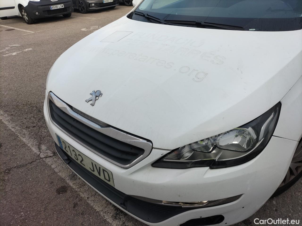  Peugeot  308 PEUGEOT  5p 2G berlina con portón 5p Business Line 1.6 BlueHDi 120 #16
