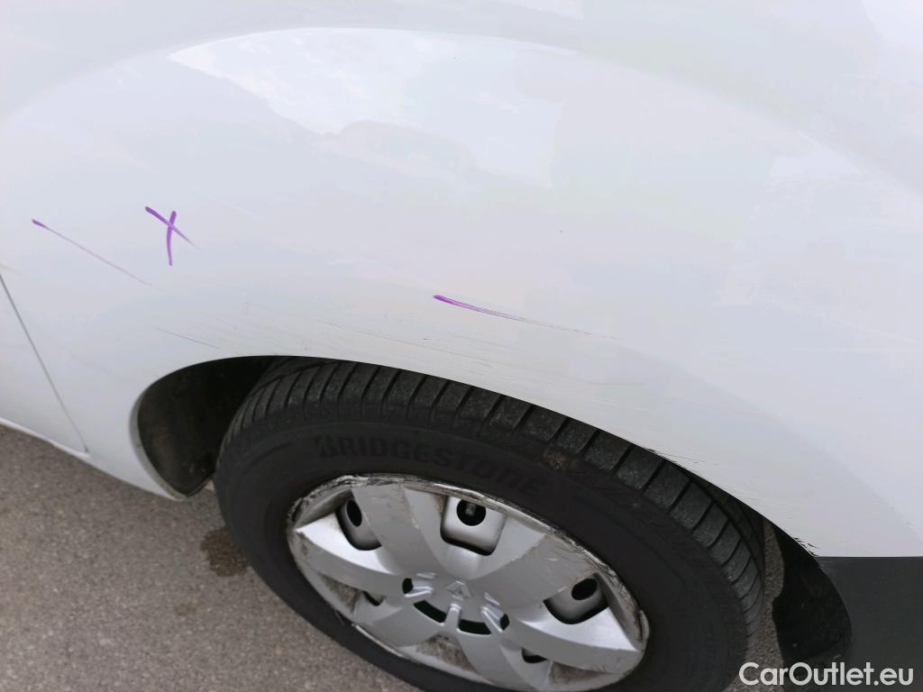  Renault  Kangoo  II Furgón Professional 1.5 dCi 95CV MT6 E6dT #37