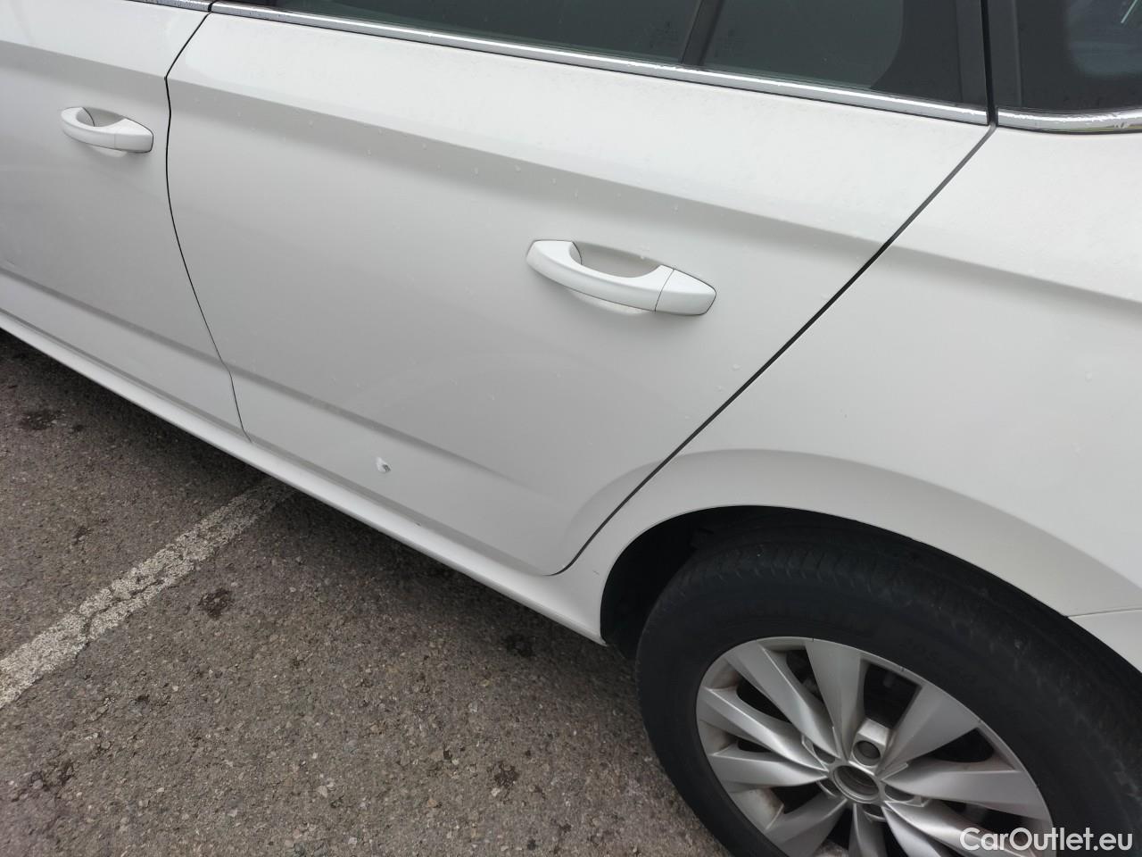  Skoda  KAMIQ SKODA  1.0 TSI 81kW (110CV) DSG Ambition #39