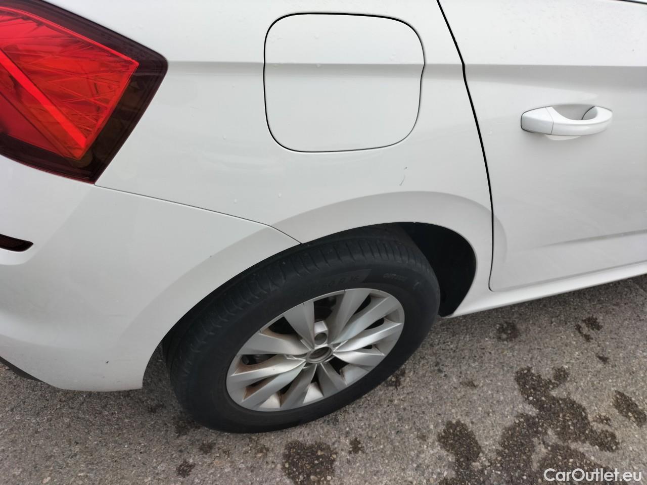  Skoda  KAMIQ SKODA  1.0 TSI 81kW (110CV) DSG Ambition #59