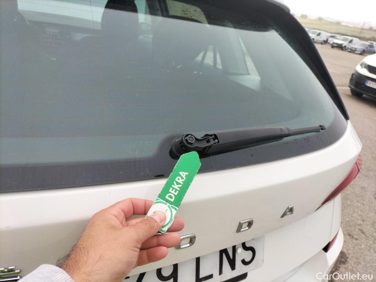  Skoda  KAMIQ SKODA  1.0 TSI 81kW (110CV) DSG Ambition #49