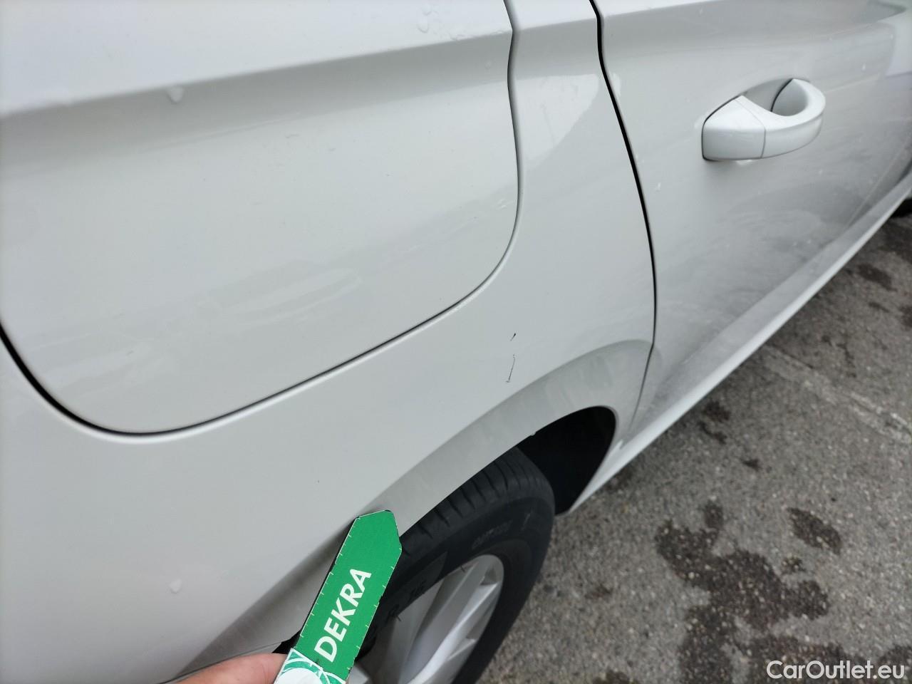  Skoda  KAMIQ SKODA  1.0 TSI 81kW (110CV) DSG Ambition #58