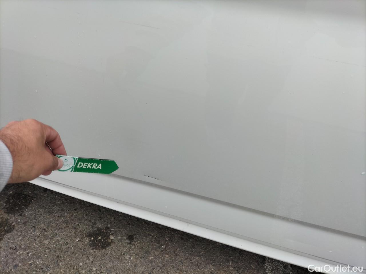  Skoda  KAMIQ SKODA  1.0 TSI 81kW (110CV) DSG Ambition #30