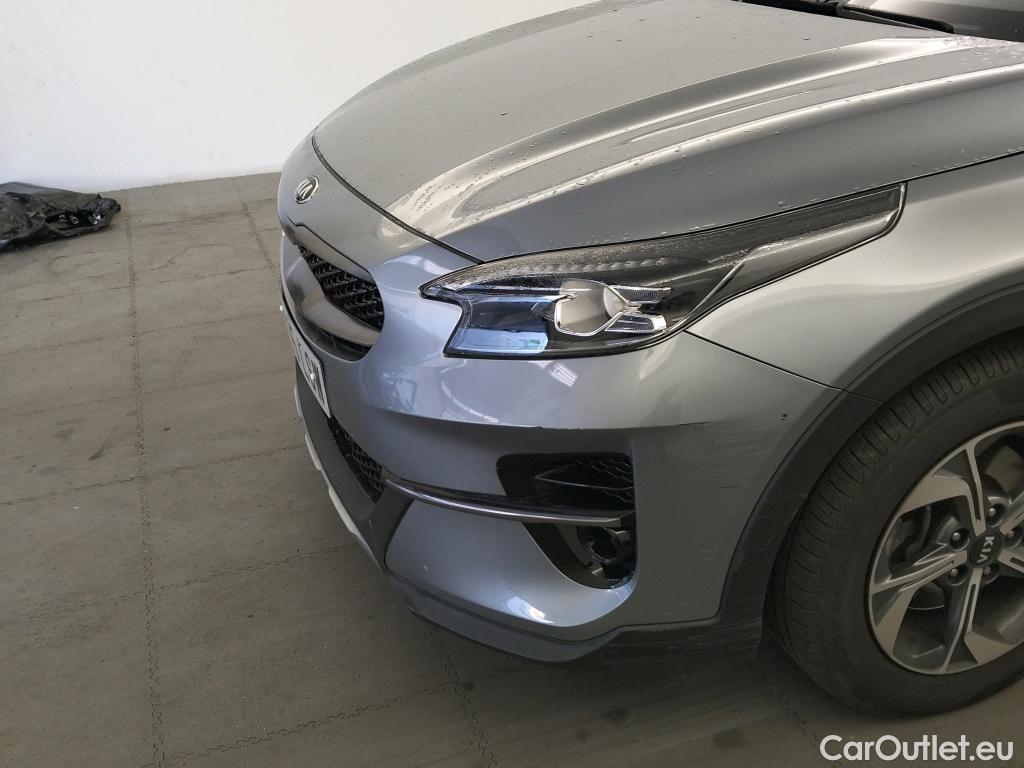  KIA  XCeed KIA  / 2019 / 5P / todoterreno 1.0 T-GDi Drive 88kW (120CV) #19