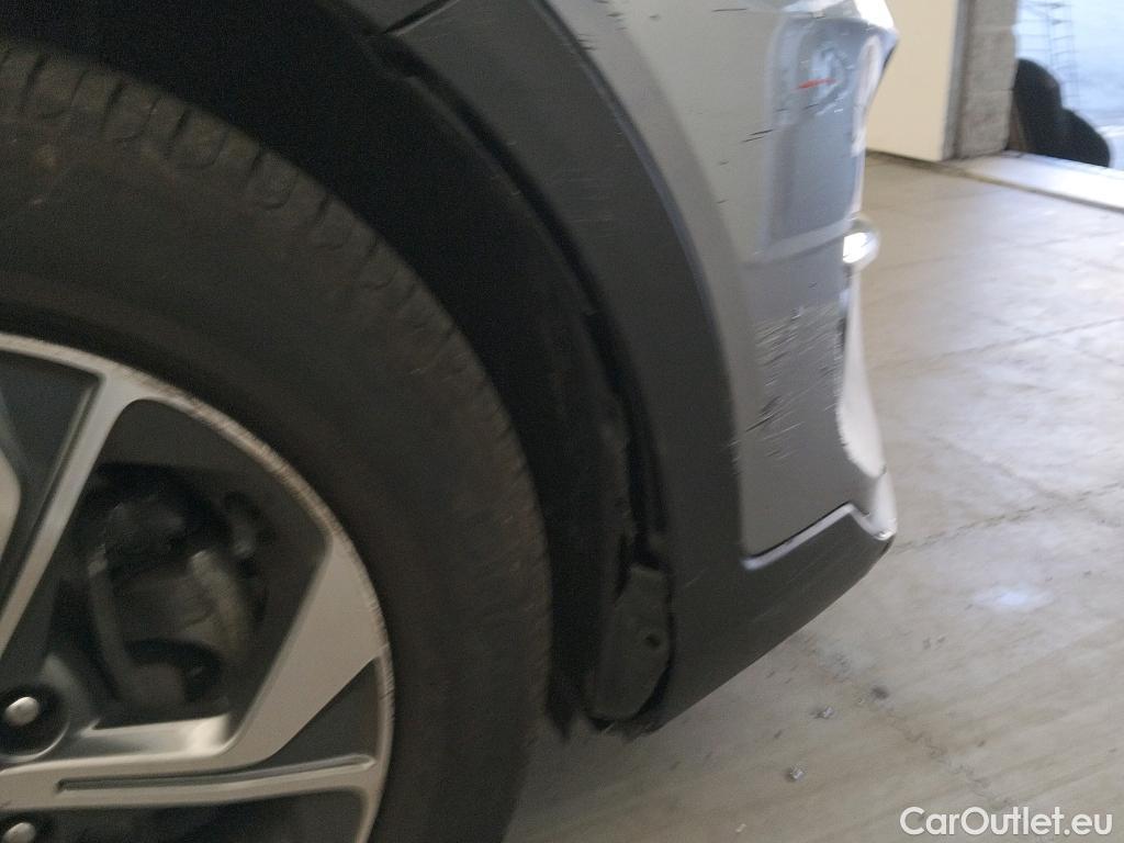  KIA  XCeed KIA  / 2019 / 5P / todoterreno 1.0 T-GDi Drive 88kW (120CV) #3