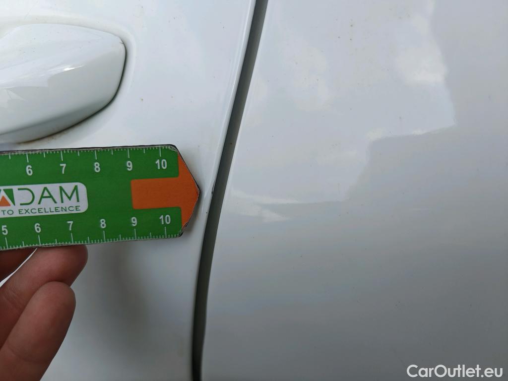  KIA  XCeed KIA  / 2019 / 5P / todoterreno 1.0 T-GDi Drive 88kW (120CV) #24