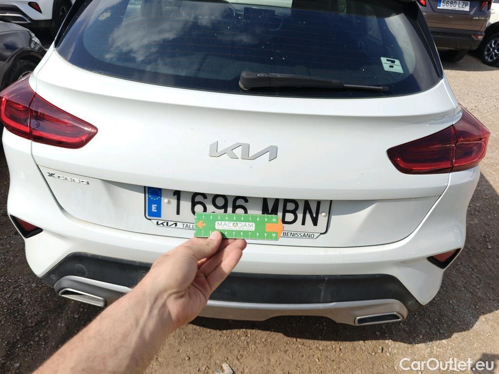  KIA  XCeed KIA  / 2019 / 5P / todoterreno 1.0 T-GDi Drive 88kW (120CV) #31