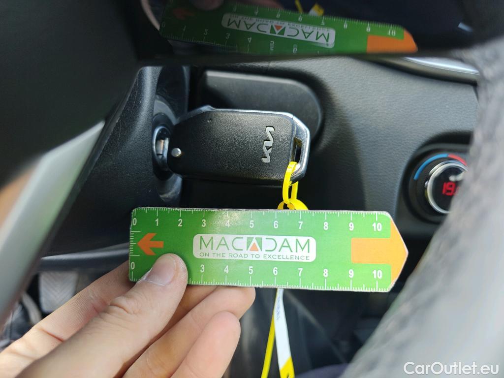  KIA  XCeed KIA  / 2019 / 5P / todoterreno 1.0 T-GDi Drive 88kW (120CV) #4