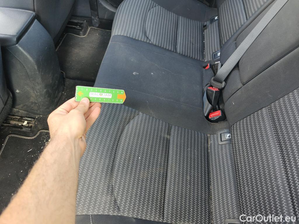  KIA  XCeed KIA  / 2019 / 5P / todoterreno 1.0 T-GDi Drive 88kW (120CV) #14