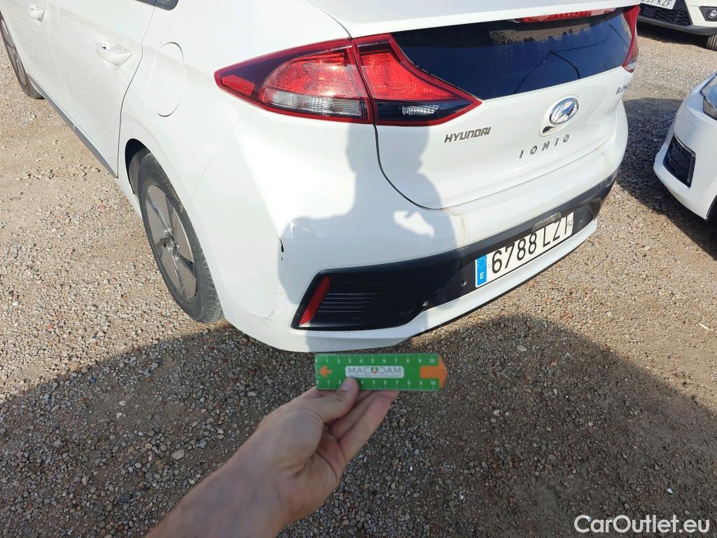  Hyundai   Ioniq HYUNDAI / 2019 / 5P / berlina con portón 1.6 GDI HEV Klass DCT #25
