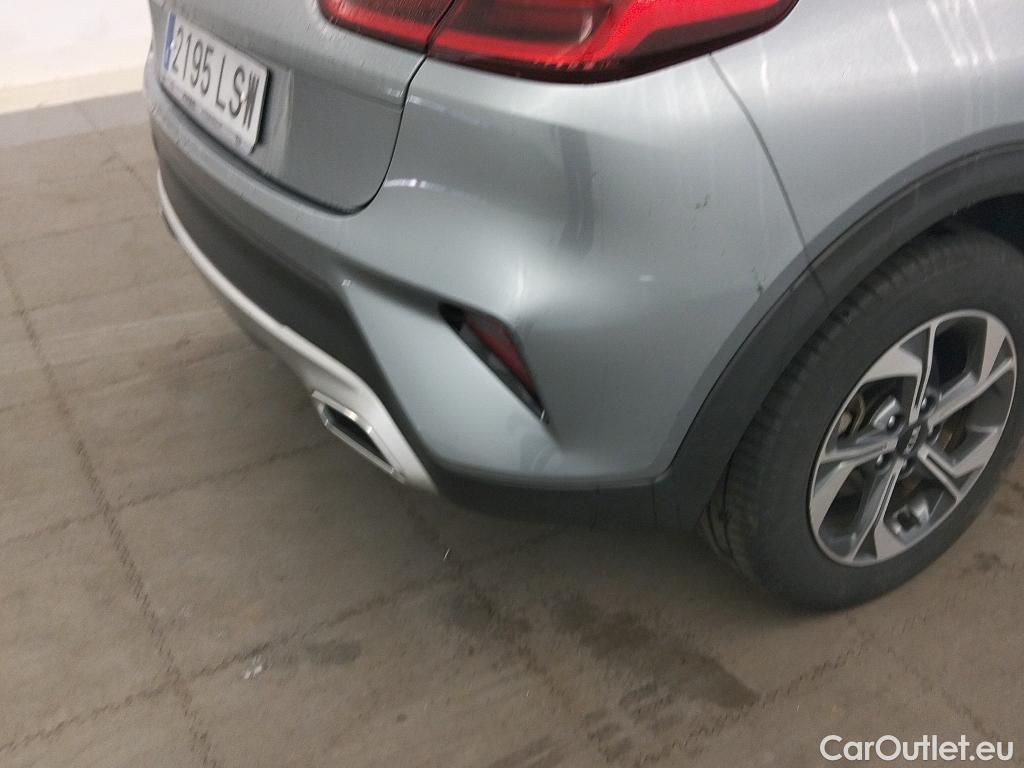  KIA  XCeed KIA  / 2019 / 5P / todoterreno 1.0 T-GDi Drive 88kW (120CV) #23