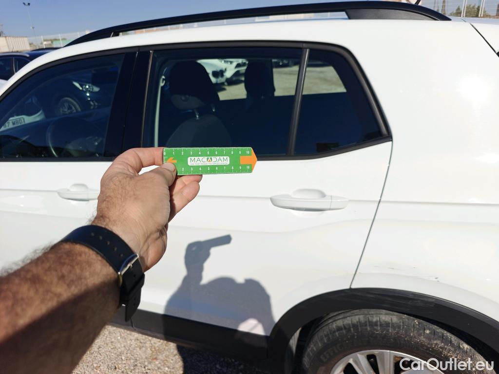  Volkswagen  T-CROSS VOLKSWAGEN  / 2018 / 5P / todoterreno Advance 1.0 TSI 81kW (110CV) DSG (AC3) #3