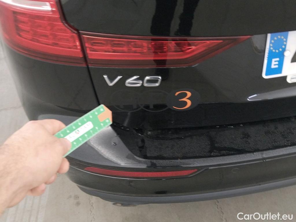  Volvo  V60 VOLVO  / 2018 / 5P / familiar 2.0 D4 Business Plus Auto #12