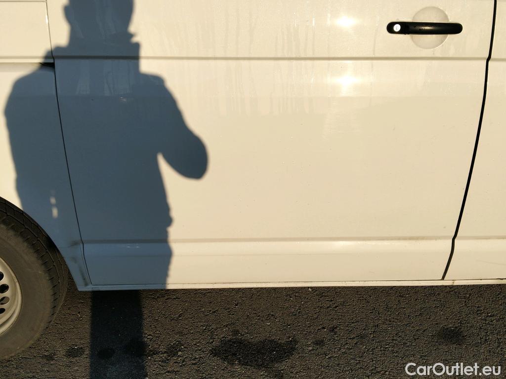  Volkswagen  Transporter VOLKSWAGEN  / 2015 / 4P / furgón Furgón Corto TN 2.0 TDI 110kW BMT 4Mot #1
