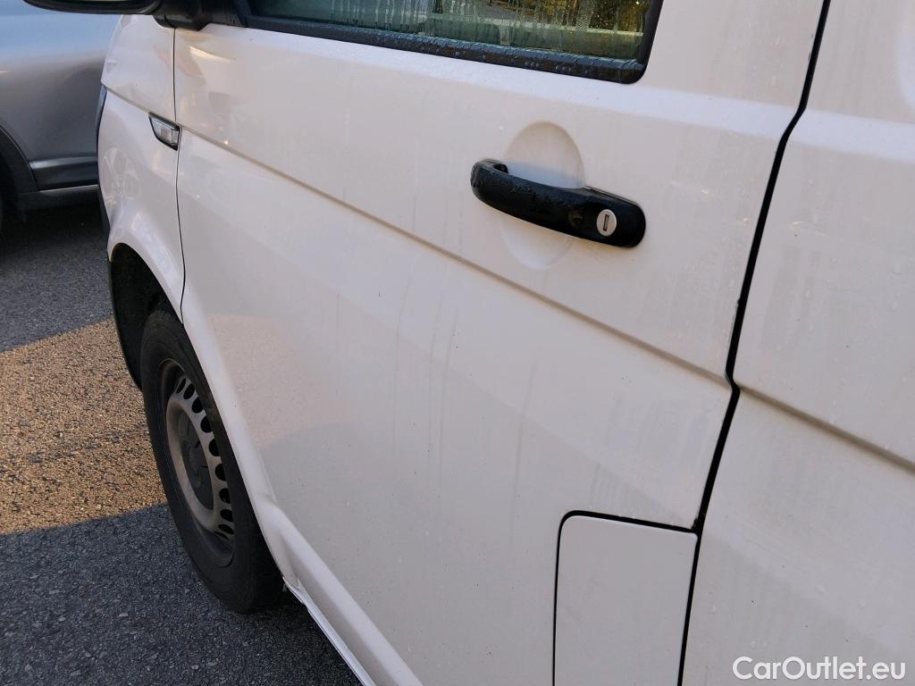  Volkswagen  Transporter VOLKSWAGEN  / 2015 / 4P / furgón Furgón Corto TN 2.0 TDI 110kW BMT 4Mot #35