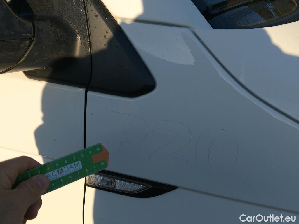  Volkswagen  Transporter VOLKSWAGEN  / 2015 / 4P / furgón Furgón Corto TN 2.0 TDI 110kW BMT 4Mot #22