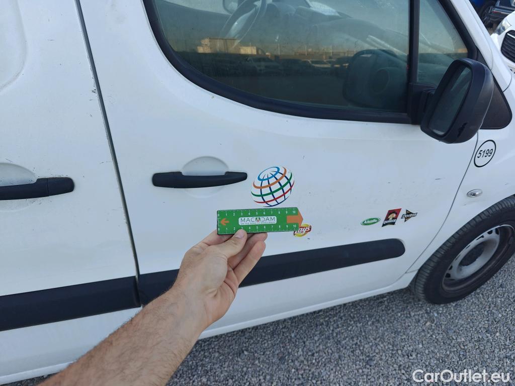  Peugeot  Partner PEUGEOT  VU 4p 2G furgón derivado de Furgón Confort PackL2 BlueHDi 73KW (100) #19