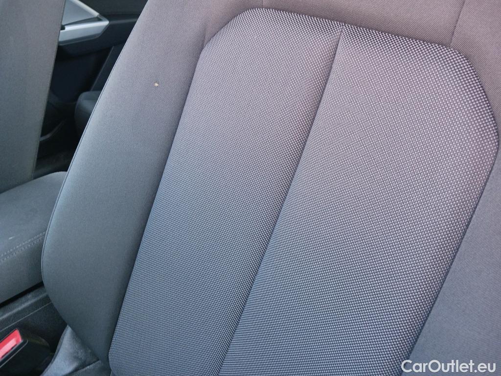  Audi  Q3 AUDI  / 2018 / 5P / todoterreno Advanced 35 TDI 110kW (150CV) S tronic (AC5) #12