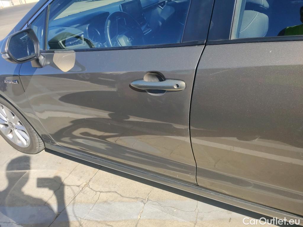  Toyota  Corolla TOYOTA  / 2019 / 4P / sedán 1.8 125H BUSINESS PLUS E-CVT SEDAN #5