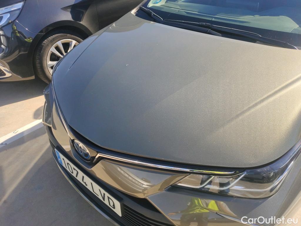  Toyota  Corolla TOYOTA  / 2019 / 4P / sedán 1.8 125H BUSINESS PLUS E-CVT SEDAN #1