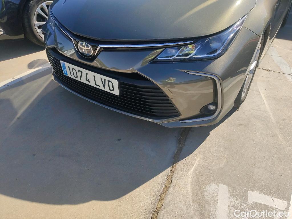  Toyota  Corolla TOYOTA  / 2019 / 4P / sedán 1.8 125H BUSINESS PLUS E-CVT SEDAN #34