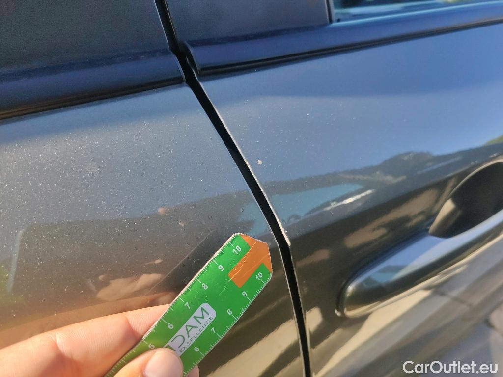  Toyota  Corolla TOYOTA  / 2019 / 4P / sedán 1.8 125H BUSINESS PLUS E-CVT SEDAN #8