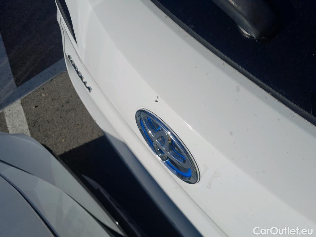  Toyota  Corolla TOYOTA  / 2019 / 5P / familiar 2.0 180H STYLE E-CVT TOURING SPORT #32