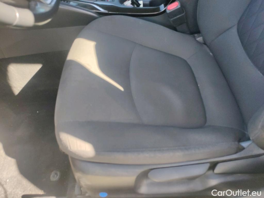  Toyota  Corolla TOYOTA  / 2019 / 4P / sedán 1.8 125H BUSINESS PLUS E-CVT SEDAN #9