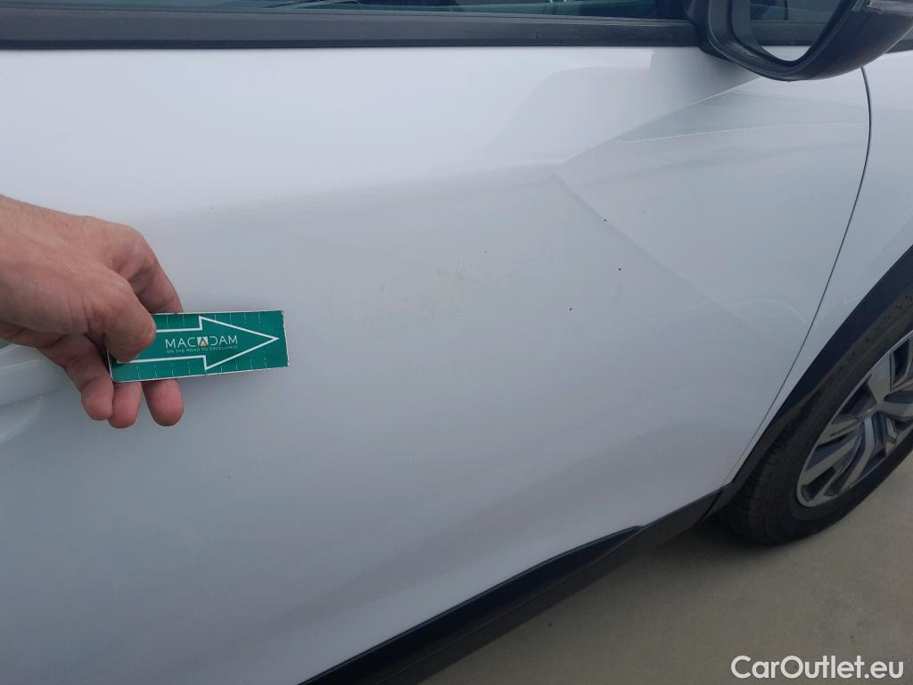  Peugeot  2008 PEUGEOT  / 2019 / 5P / todoterreno Active BlueHDI 81kW (110CV) #10