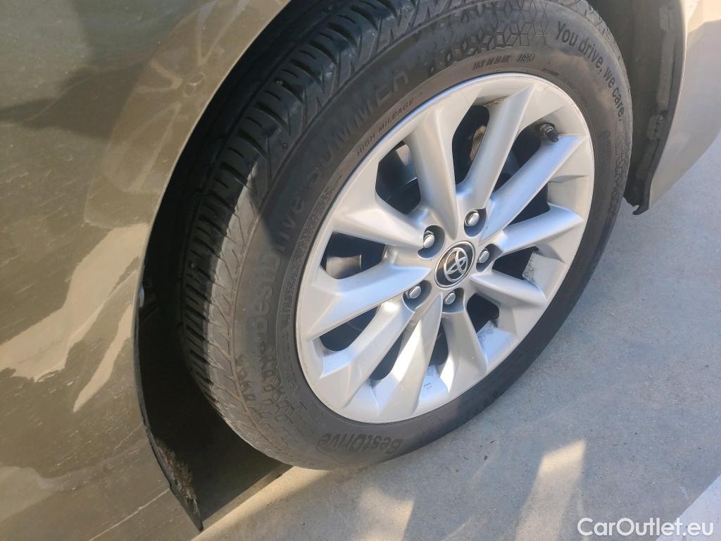  Toyota  Corolla TOYOTA  / 2019 / 4P / sedán 1.8 125H BUSINESS PLUS E-CVT SEDAN #22