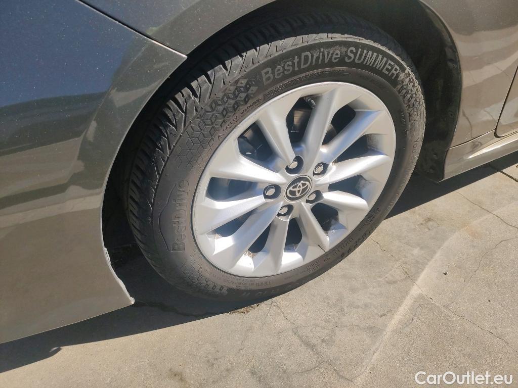  Toyota  Corolla TOYOTA  / 2019 / 4P / sedán 1.8 125H BUSINESS PLUS E-CVT SEDAN #24