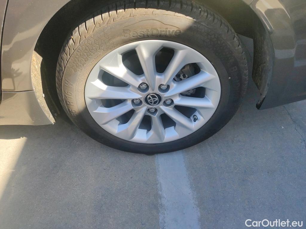  Toyota  Corolla TOYOTA  / 2019 / 4P / sedán 1.8 125H BUSINESS PLUS E-CVT SEDAN #20