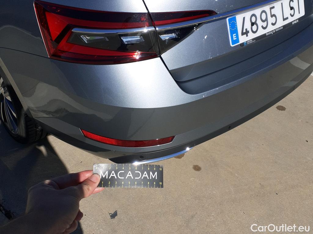  Skoda  Superb SKODA  / 2019 / 5P / berlina con portón L&K 1.4 TSI iV P-HEV 160kW DSG #12