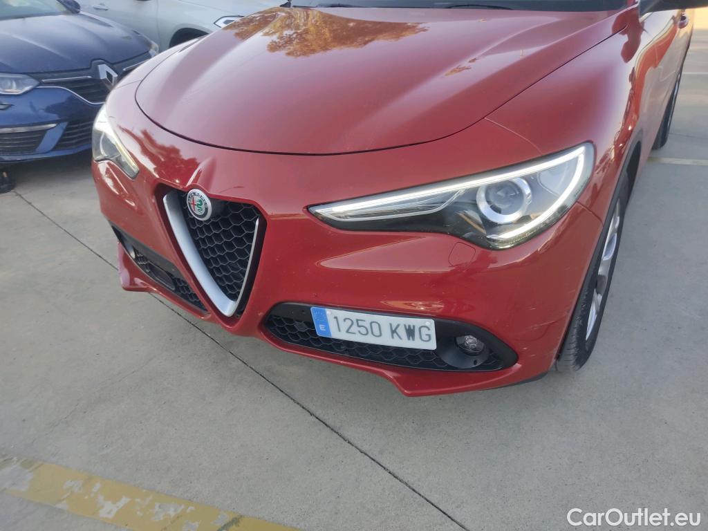  Alfa Romeo   STELVIO Stelvio Executive 2WD 2.2 JTDM 160CV AT8 E6dT #5