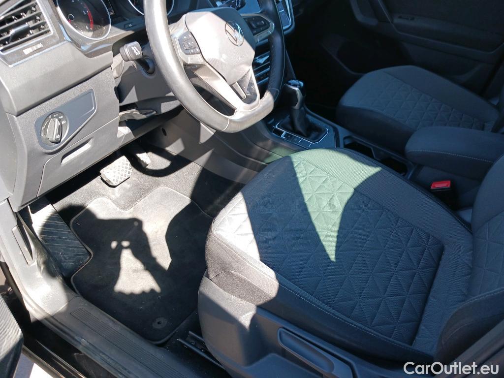  Volkswagen  Tiguan VOLKSWAGEN  / 2020 / 5P / todoterreno Life 2.0 TDI 110kW (150CV) DSG (AC2) #27