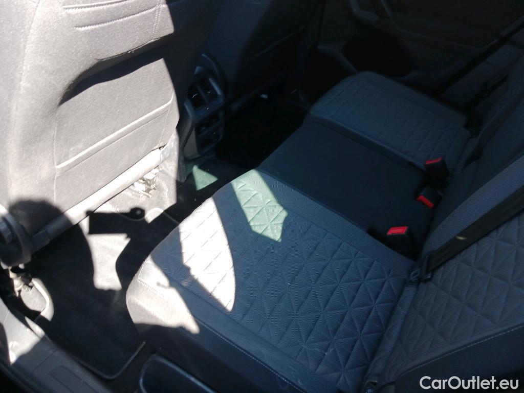  Volkswagen  Tiguan VOLKSWAGEN  / 2020 / 5P / todoterreno Life 2.0 TDI 110kW (150CV) DSG (AC2) #28