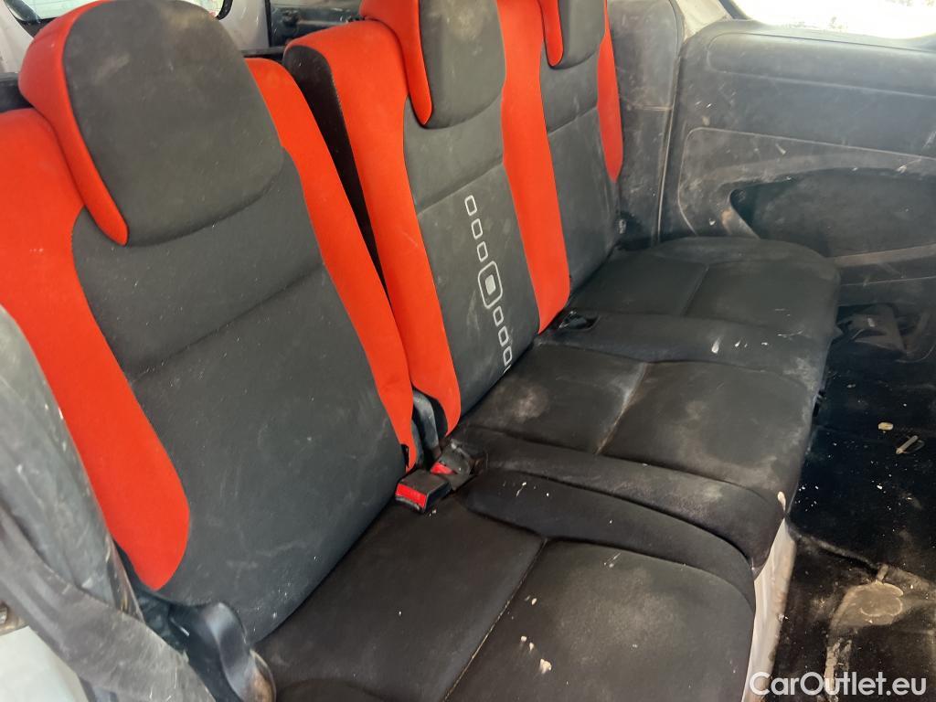  Citroen  Berlingo  Combi Live Edition 1.6 BlueHDi 100CV MT5 E5 #31