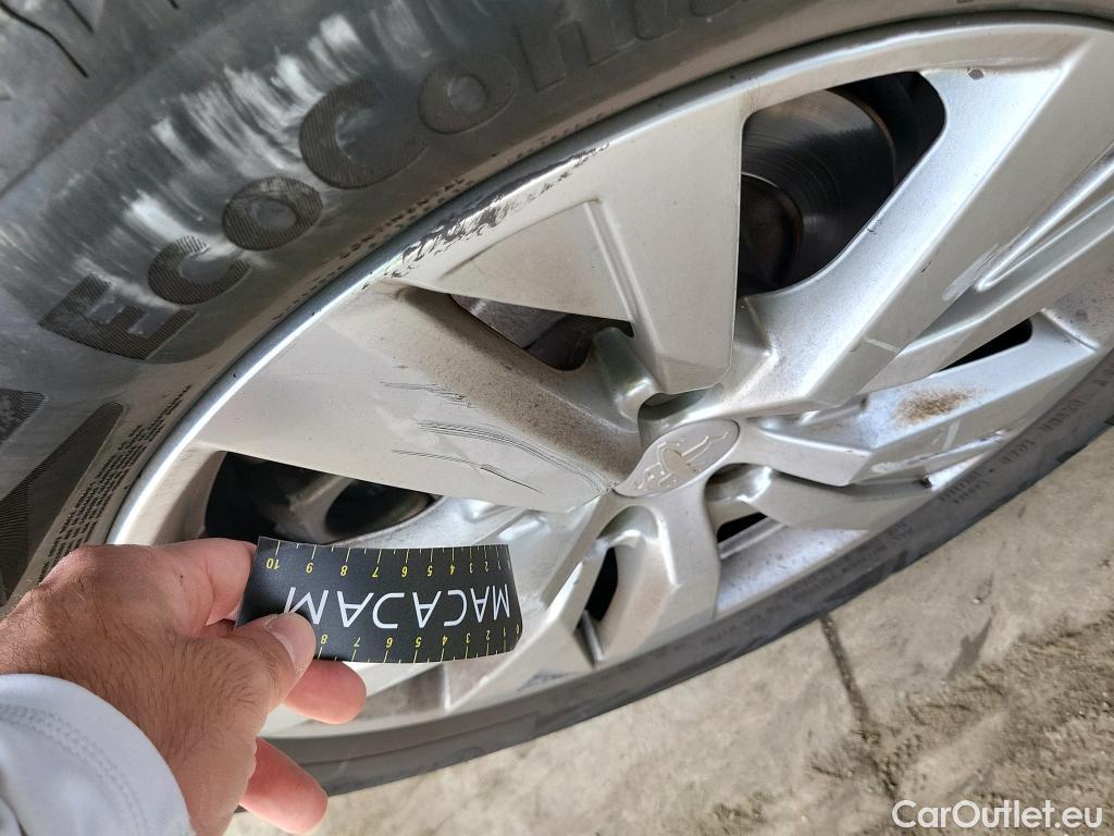 Land Rover  Discovery PEUGEOT 3008 / 2020 / 5P / todoterreno 1.5 BlueHDi 96kW (130CV) S&S Active Pack (AC4) #12