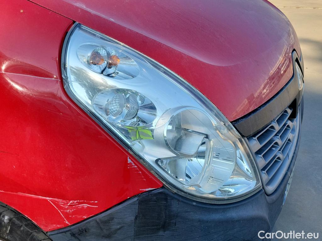  Renault  Master RENAULT  / 2014 / 4P / furgón Furgón T L3H2 3500 dCi 96kW (130CV) #41