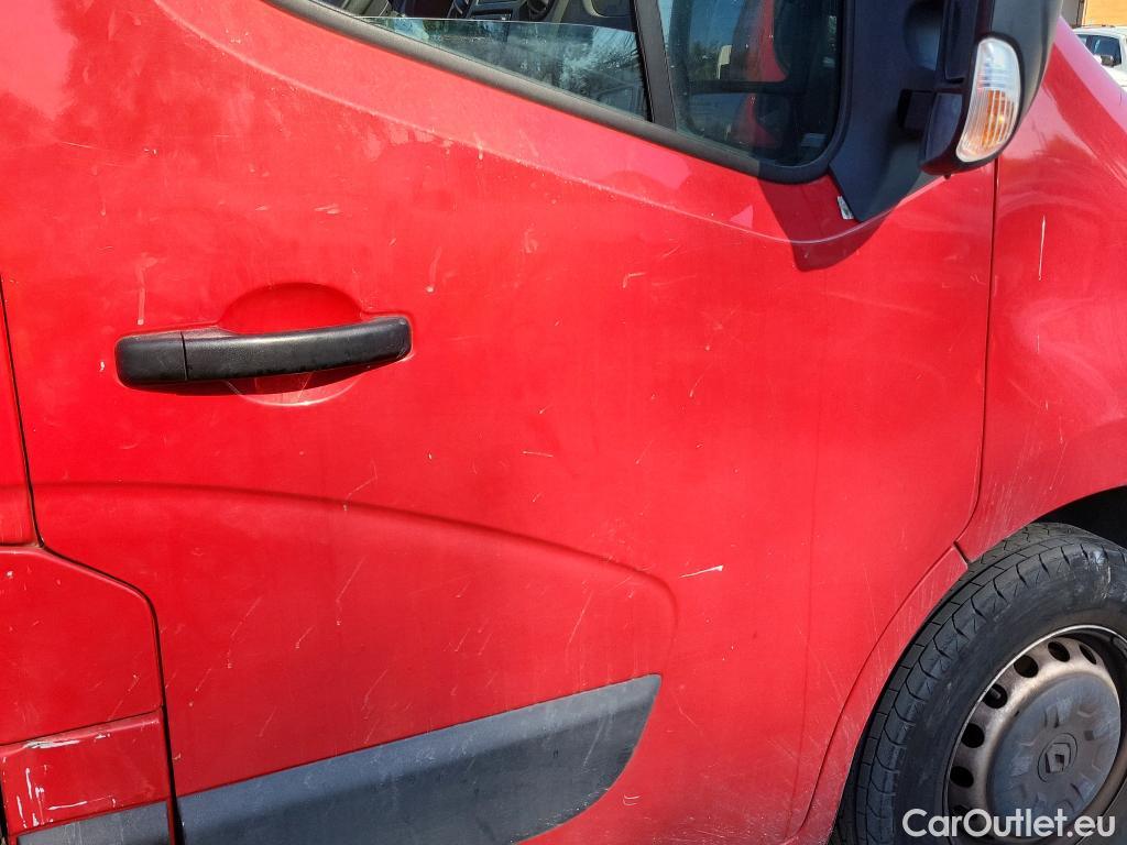  Renault  Master RENAULT  / 2014 / 4P / furgón Furgón T L3H2 3500 dCi 96kW (130CV) #31