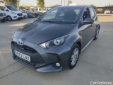  Toyota  Yaris TOYOTA  / 2020 / 5P / berlina con portón 1.5 120H Active Tech 