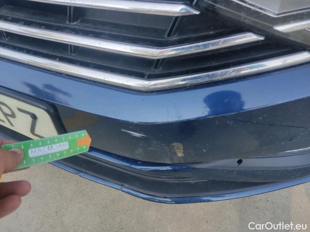  Volkswagen  Passat VOLKSWAGEN  / 2019 / 4P / sedán 2.0 TDI 90kW (122CV) DSG #7
