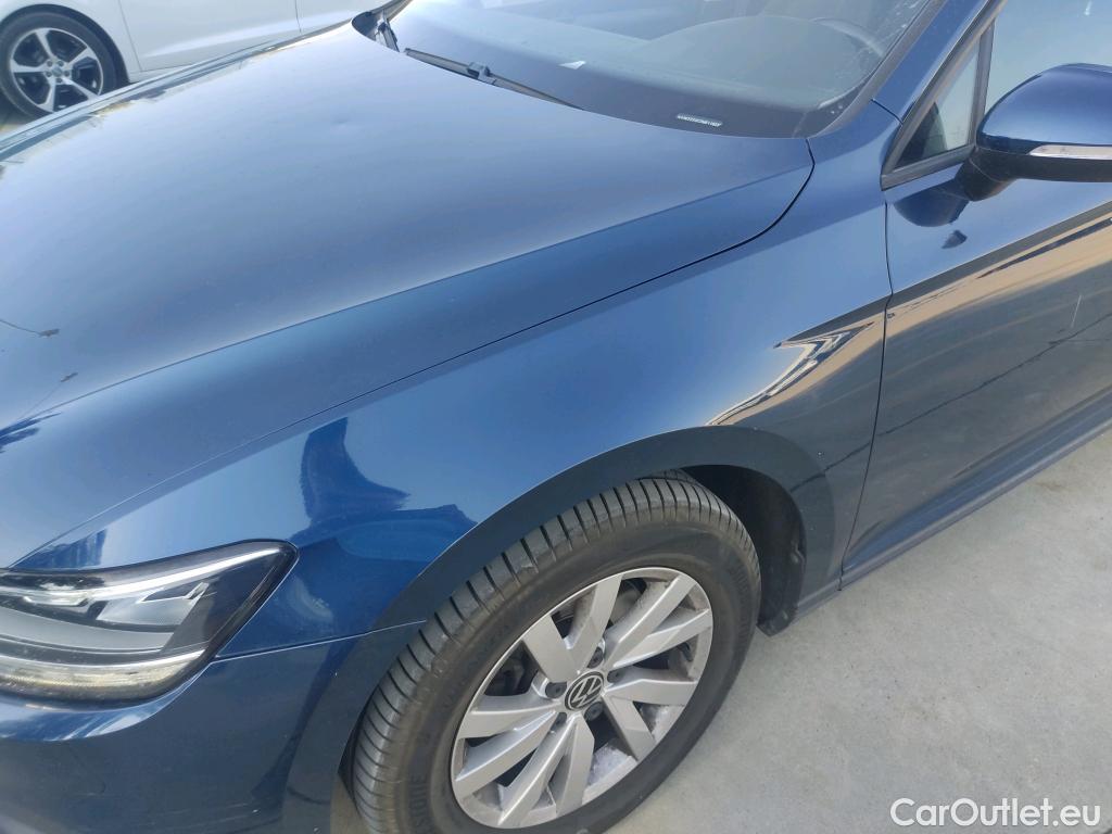  Volkswagen  Passat VOLKSWAGEN  / 2019 / 4P / sedán 2.0 TDI 90kW (122CV) DSG #25