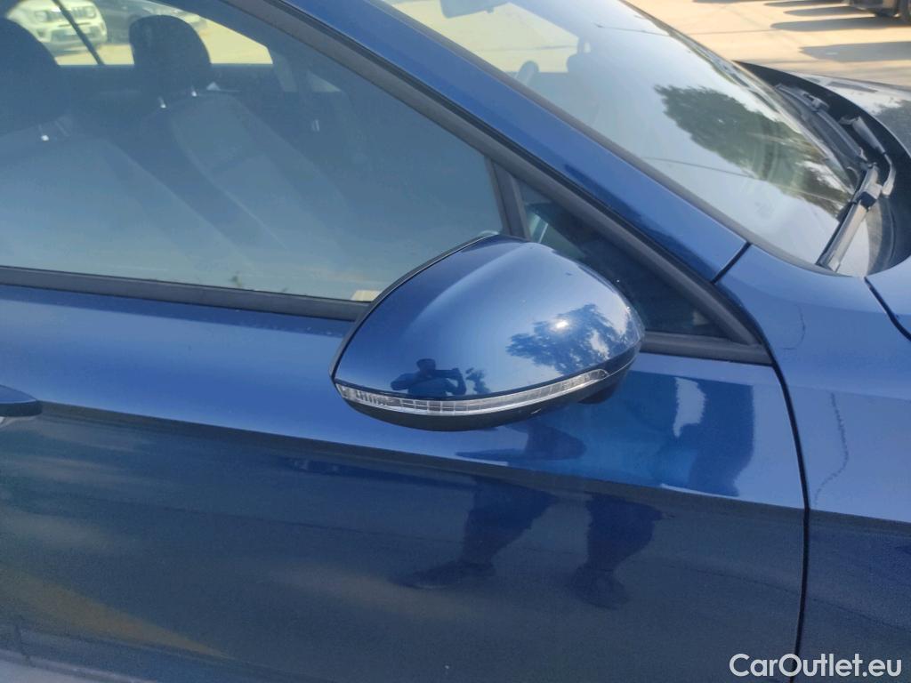  Volkswagen  Passat VOLKSWAGEN  / 2019 / 4P / sedán 2.0 TDI 90kW (122CV) DSG #31