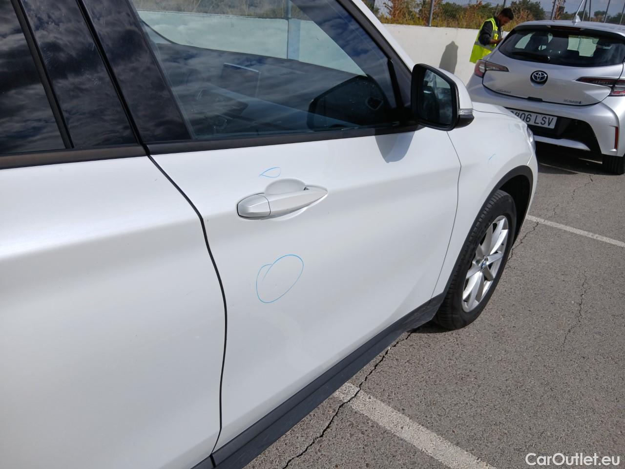  Bmw  X1 BMW  / 2019 / 5P / todoterreno sDrive18dA Corporate (AC2) #32