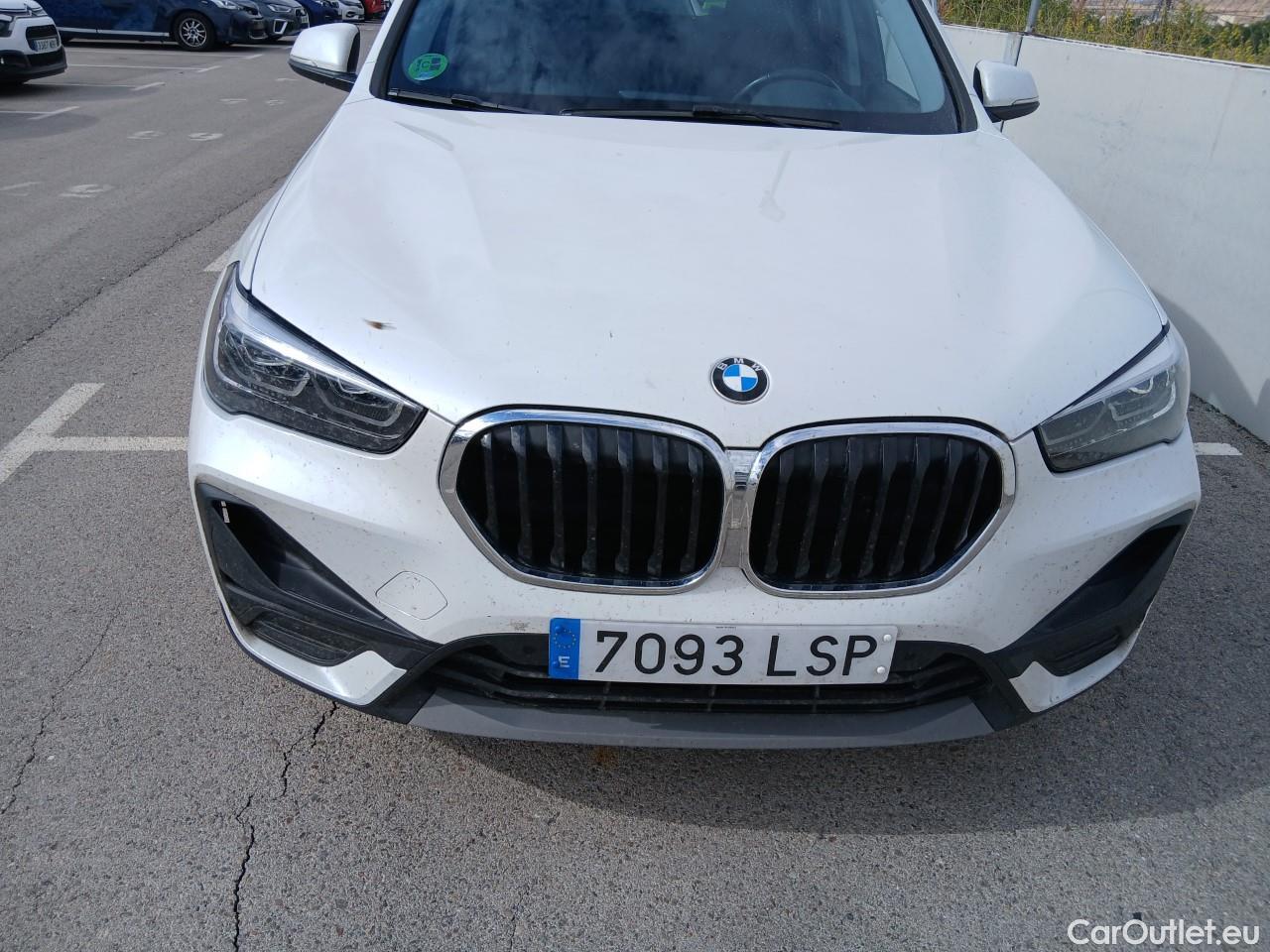 Bmw  X1 BMW  / 2019 / 5P / todoterreno sDrive18dA Corporate (AC2) #3