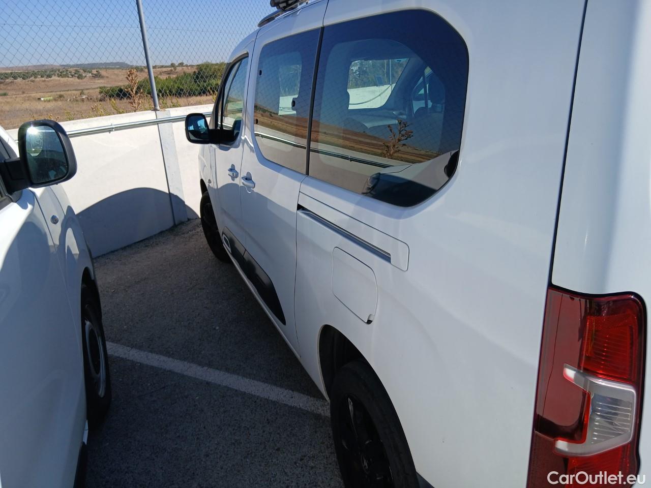  Citroen  Berlingo  Combi Feel XL 1.5 BlueHDi 130CV MT6 E6dT #21
