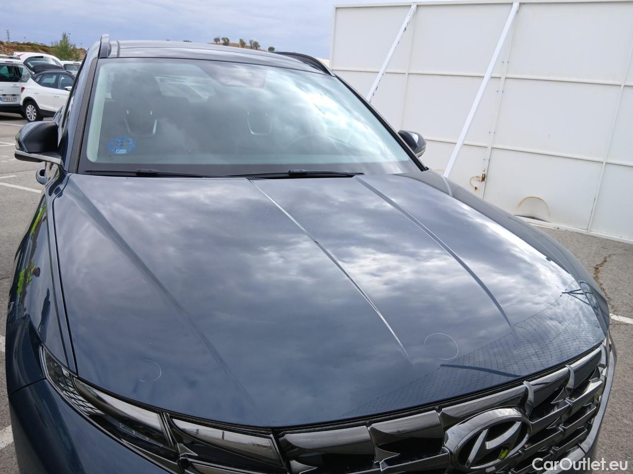 Hyundai  Tucson HYUNDAI  / 2020 / 5P / todoterreno 1.6 TGDI PHEV 195kW Style Auto 4x4 #3