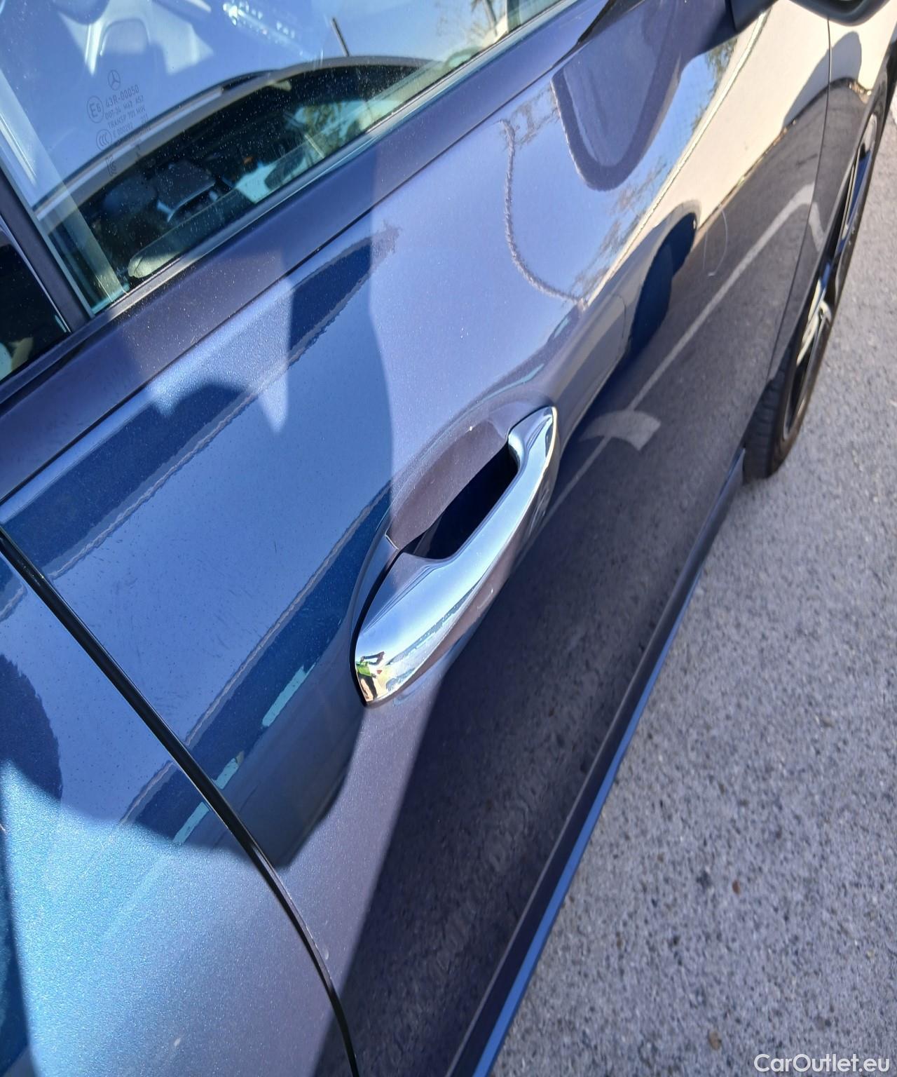  Mercedes  CLA-Klasse MERCEDES-BENZ CLA / 2019 / 5P / familiar CLA 250 e Shooting Brake #51