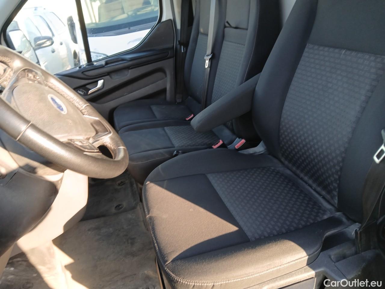  Ford  Transit  Custom Furgón 300 L2 Trend 2.0 TDCi 130CV MT6 E6dT #1